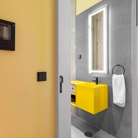 Altido Modern In